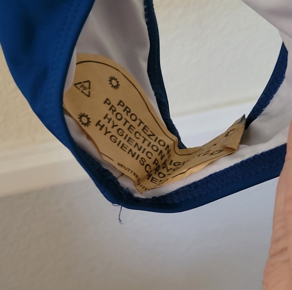 Eomenie Blue Women's One Piece Cut Out Swimsuit Size Medium - Picture 8 of 10